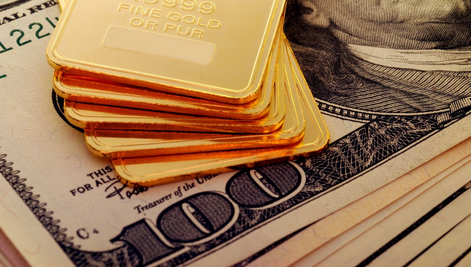 altindan tarihi rekor ilk kez 4 bin 100 dolari asti pgXh7kdJ.jpg