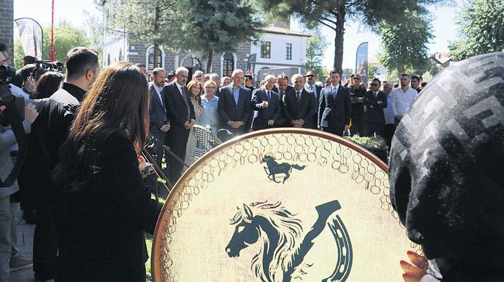 mezopotamyanin sanat soleni gEwKUcEb.jpg