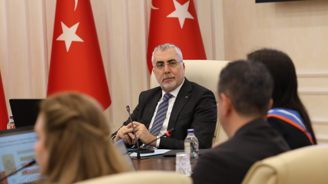 bakan-isikhandan-yapay-zeka-aciklamasi-jBO5e3tA
