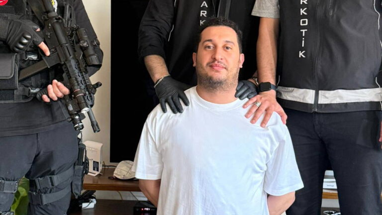 interpol-ariyordu-mohamed-boulakhrif-istanbulda-yakalandi-Z4BxbCkt